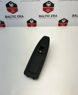 BMW 4 F32 F33 Electric window control switch 9208107 L2A03686