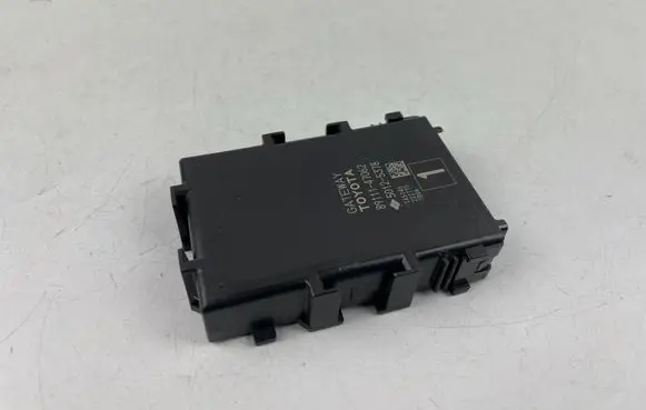 Toyota Prius (XW50) Gateway control module 8911147062