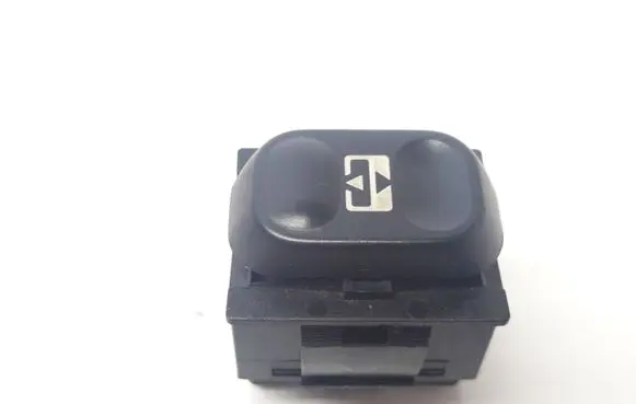 Citroen Xsara Picasso Electric window control switch 0041N