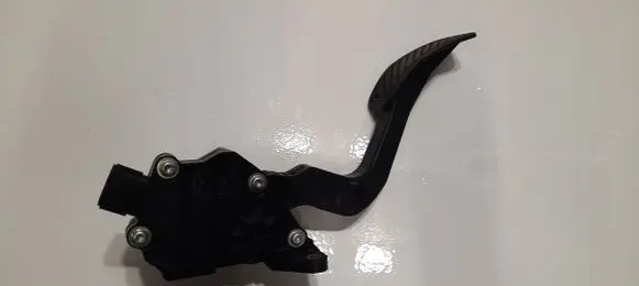 Mazda 2 Accelerator throttle pedal K42387400DE