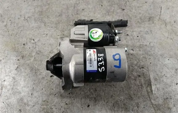 Renault Twingo II Starter motor 