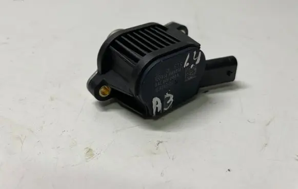 Audi A3 S3 8V Electromagnetic valve 04E906048A