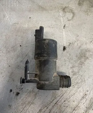 Renault Master III Windscreen/windshield washer pump 9641553880