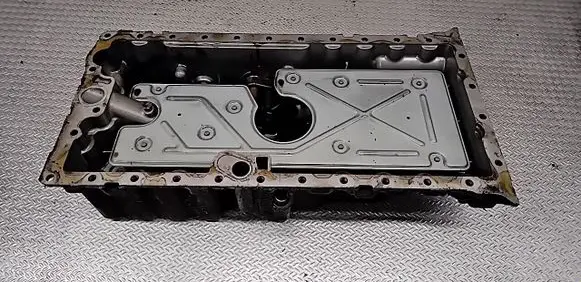 Volvo V70 Oil sump 8631507