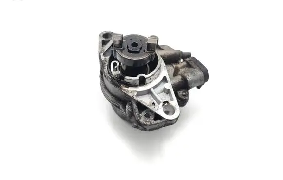 Opel Combo D Vacuum pump 55268135