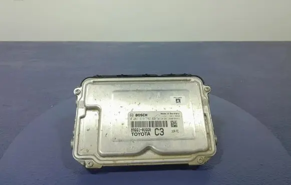 Toyota Yaris Engine control unit/module ECU 89661-0U660
