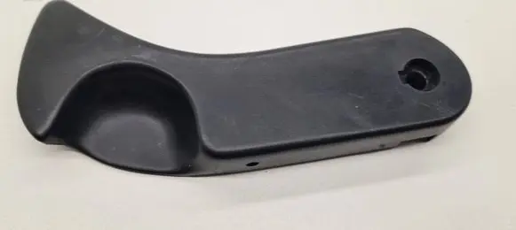 BMW 3 E46 Engine bonnet (hood) release handle 8226621