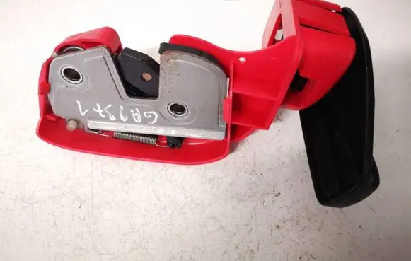 Mazda 3 I Seat back rest lock catch bp4k422