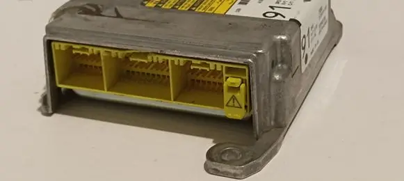 Toyota Corolla Verso AR10 Airbag control unit/module 891700F032