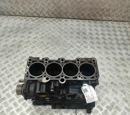 Audi A4 S4 B7 8E 8H Engine block 06F103021H
