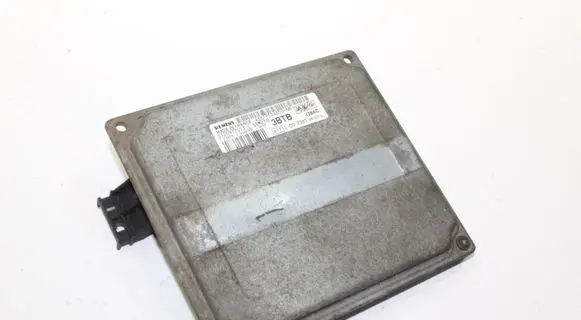 Ford Fiesta Engine control unit/module 4S6112A650NB
