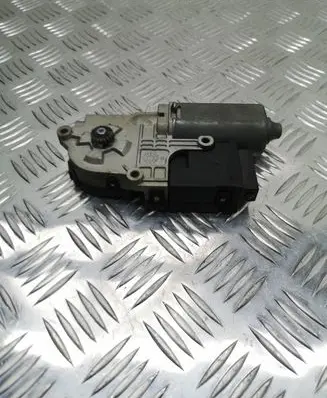 Opel Insignia A Sunroof motor/actuator 538517560 13303395 EHH11C0037