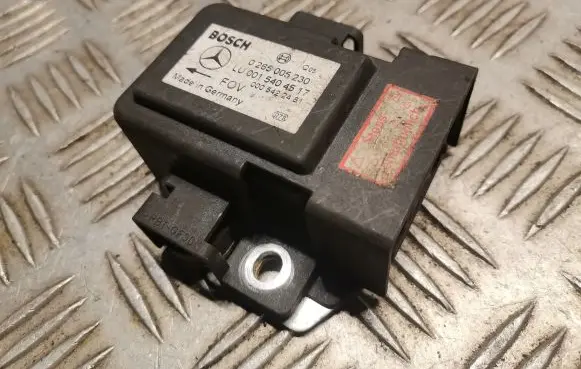 Mercedes-Benz E W210 Yaw turn rate sensor 0015404517