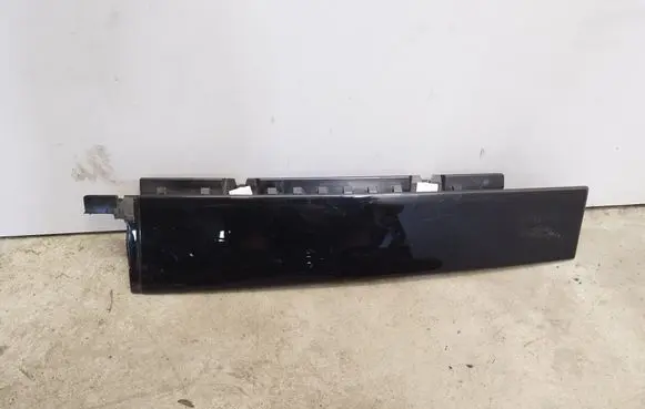 Ford Explorer VI Rear door glass trim molding LB5BS254A40AE