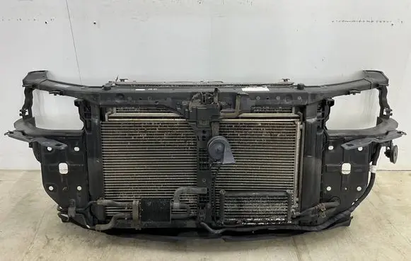 Hyundai Grandeur Radiator support slam panel