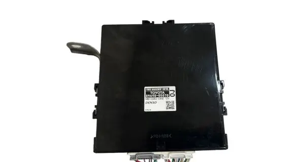 Toyota Avensis T270 Other control units/modules 8969005070 MB1028500940