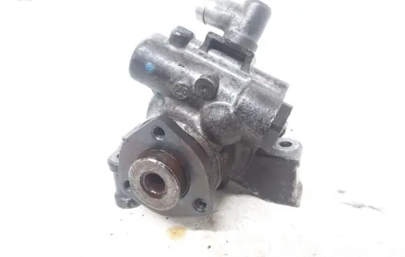 Mercedes-Benz C W203 Power steering pump A0024669401 7692955519