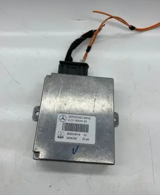 Mercedes-Benz E W211 Other control units/modules A2118206185 3454336 2855V0014