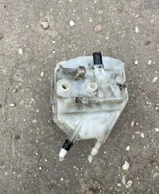 Mercedes-Benz Sprinter W906 Master brake cylinder 0024325002