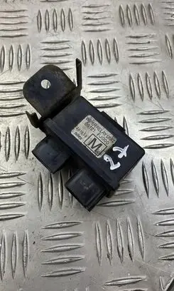 Subaru Forester SJ Window wiper relay 86121FJ000