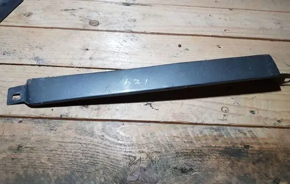 Mercedes-Benz E W124 Under headlight/headlamp trim 1248850385