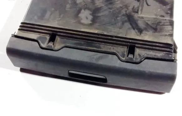 Glove box