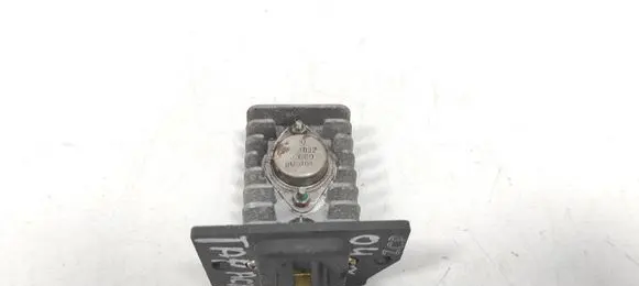 Hyundai Elantra Heater blower fan relay MJ11032