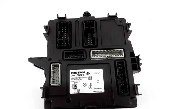 Nissan X-Trail T32 Central body control module 284B26RS3E