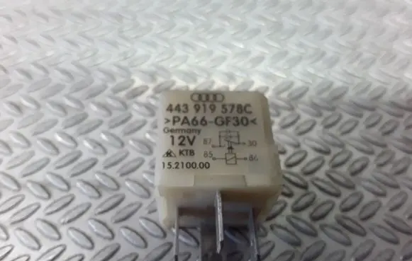 Audi A8 S8 D2 4D Other relay 443919578C