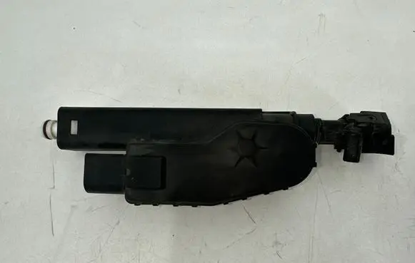 Volvo V70 Headlight washer spray nozzle 30655066