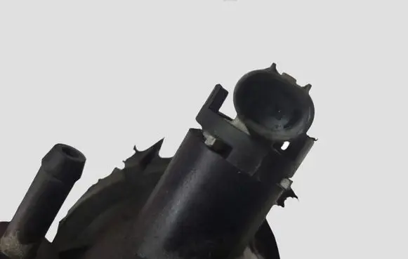 Mercedes-Benz Sprinter W906 Thermostat/thermostat housing