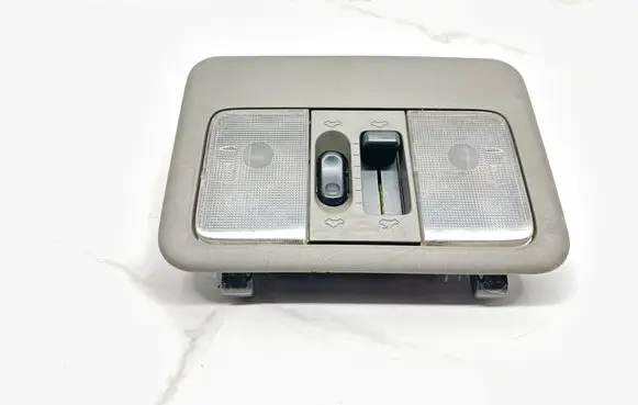Nissan Murano Z50 Front seat light 
