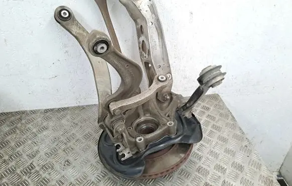 Audi Q7 4M Rear wheel hub 4M0505432P 4M0505460 4M0505311G