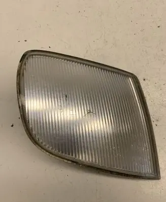 Volkswagen PASSAT B4 Front reflector 3A0941068
