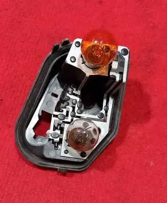 Citroen C5 Tail light bulb cover holder VPAX8X13N005AA 13N005AA
