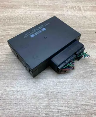 Skoda Fabia Mk1 (6Y) Comfort/convenience module 6Q0959433A 5DK008127