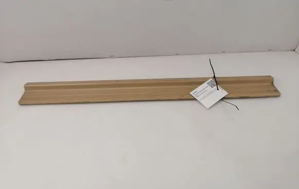 Mercedes-Benz E W123 Front sill trim cover