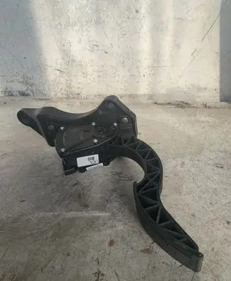 Hyundai Santa Fe Accelerator throttle pedal BBP0839A2B100