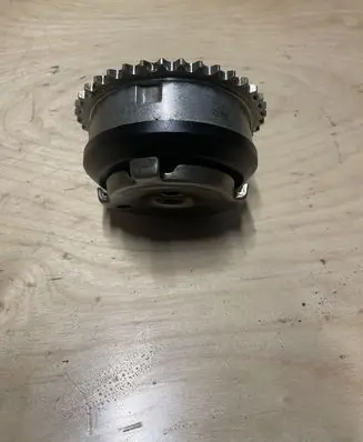 BMW 1 F20 F21 Camshaft vanos timing valve 7583207 758320707