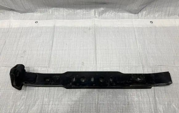 Jeep Wrangler Engine mount bracket