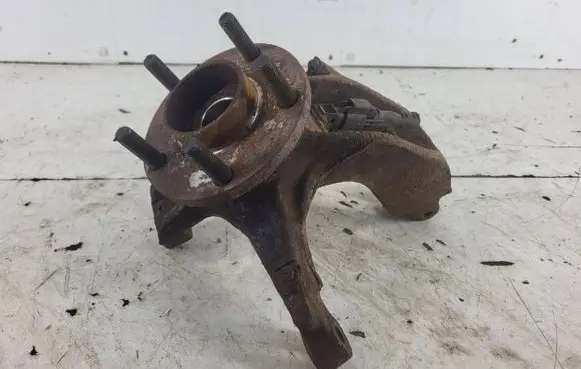 Volvo V50 Front wheel hub 3M573K171