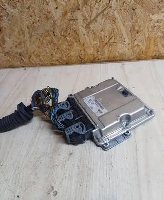 Mitsubishi Space Star Engine control unit/module 8200058052 0281010438 H0M8200066001