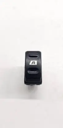 Citroen Xsara Picasso Electric window control switch 22681