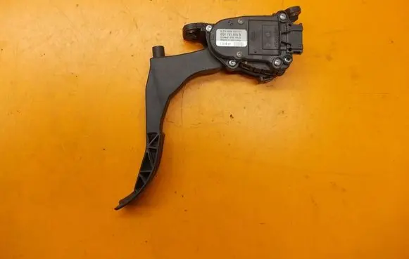 Skoda Fabia Mk1 (6Y) Accelerator throttle pedal 6PV00849501