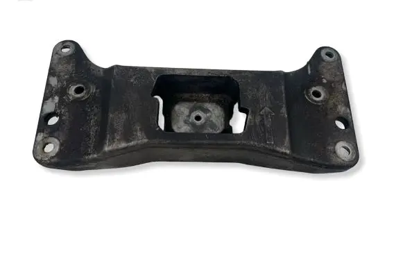 BMW 7 F01 F02 F03 F04 Gearbox mounting bracket 6777613
