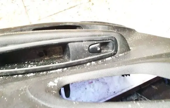 Renault Kadjar Electric window control switch