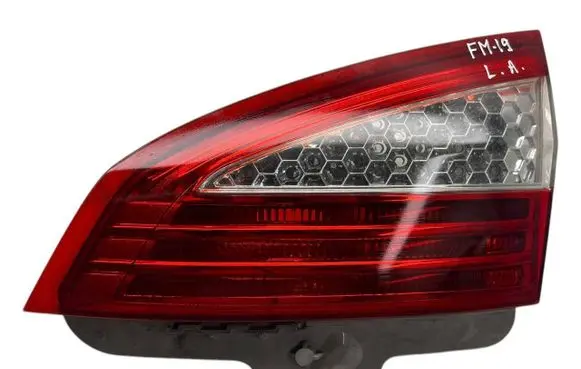 Ford Mondeo MK IV Tailgate rear/tail lights 7S7113A602B