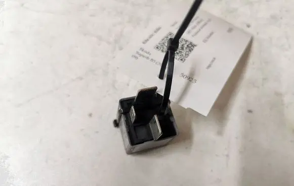 Skoda Superb B5 (3U) Other relay 8D0951253