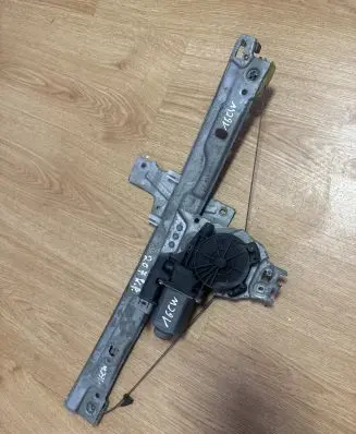 Peugeot 207 Front door window regulator with motor ARM119856 440787E 401786A8