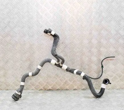 Tesla Model 3 Engine coolant pipe/hose 110157900A